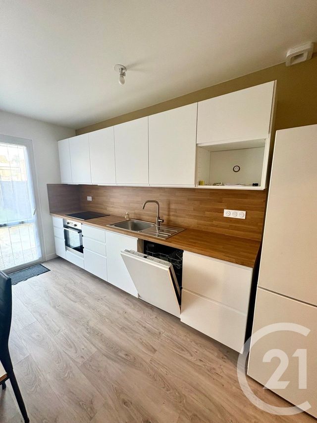 maison à louer - 4 pièces - 78.84 m2 - CHATEAUNEUF SUR LOIRE - 45 - CENTRE - Century 21 Trois Rois