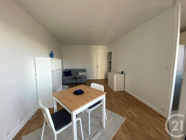 Appartement Studio à louer - 1 pièce - 28.14 m2 - ORLEANS - 45 - CENTRE - Century 21 Trois Rois