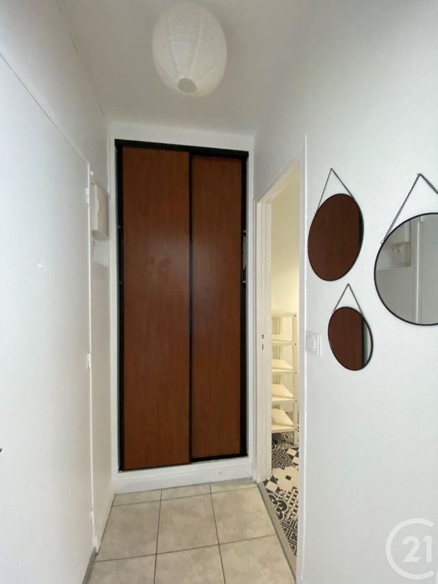 Appartement Studio à louer - 1 pièce - 28.14 m2 - ORLEANS - 45 - CENTRE - Century 21 Trois Rois