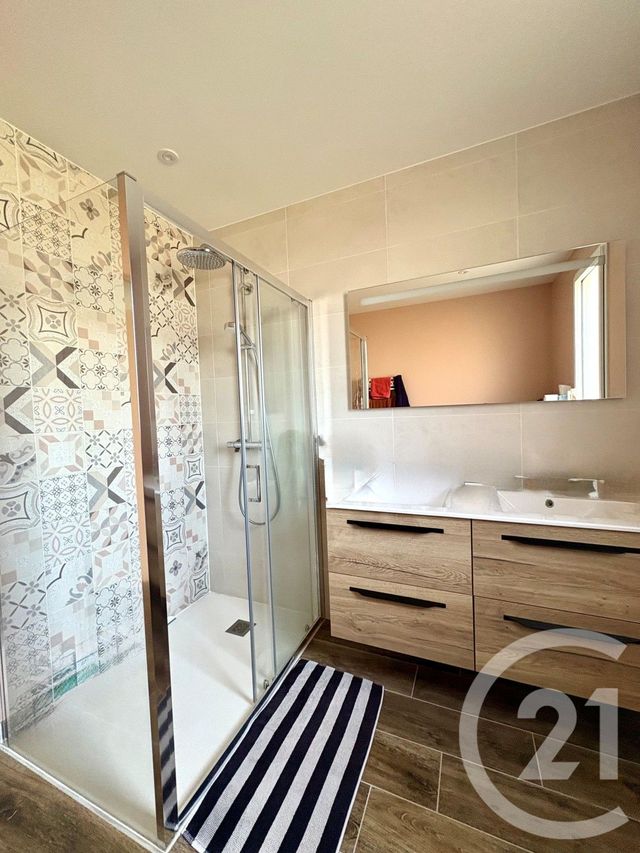 maison à louer - 4 pièces - 113.0 m2 - CHATEAUNEUF SUR LOIRE - 45 - CENTRE - Century 21 Trois Rois
