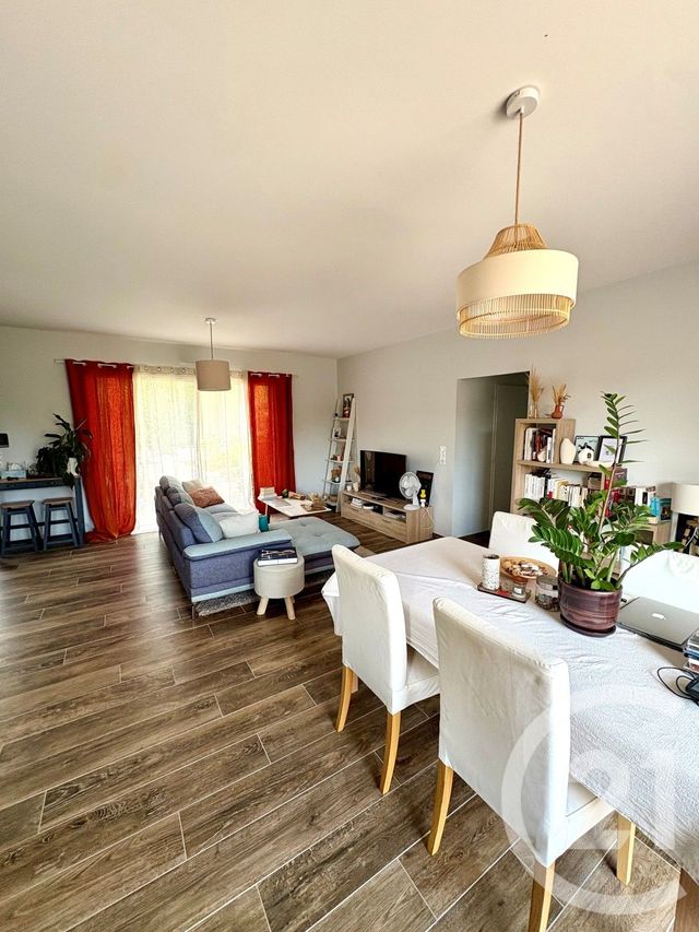 maison à louer - 4 pièces - 113.0 m2 - CHATEAUNEUF SUR LOIRE - 45 - CENTRE - Century 21 Trois Rois