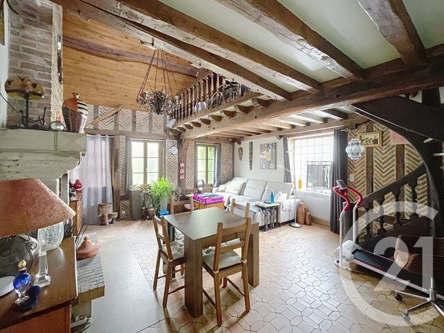 maison à vendre - 7 pièces - 189.12 m2 - ST DENIS DE L HOTEL - 45 - CENTRE - Century 21 Trois Rois