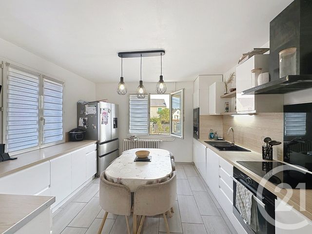 maison à vendre - 6 pièces - 146.0 m2 - CHATEAUNEUF SUR LOIRE - 45 - CENTRE - Century 21 Trois Rois