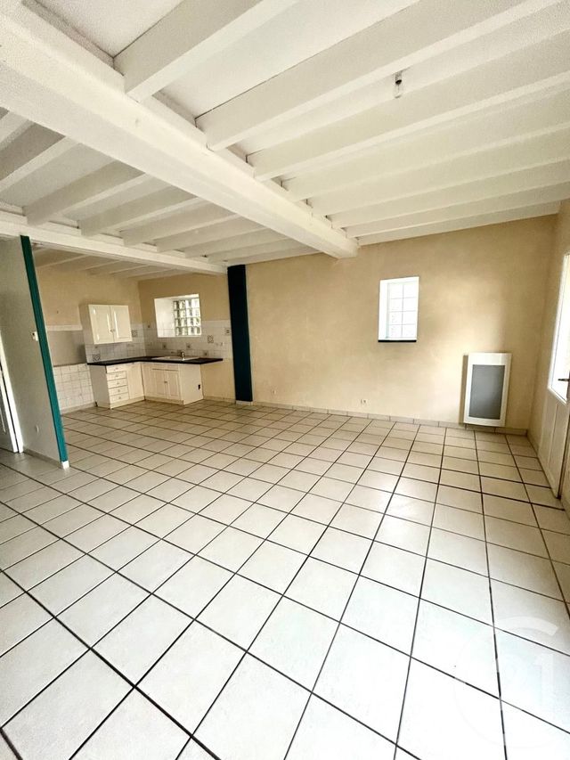 maison à louer - 3 pièces - 70.0 m2 - CHATEAUNEUF SUR LOIRE - 45 - CENTRE - Century 21 Trois Rois