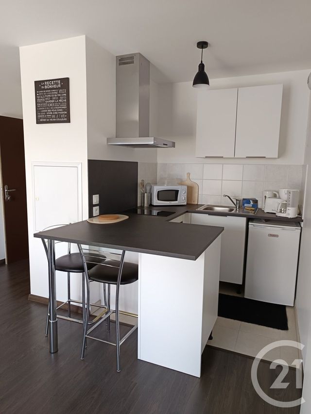 Appartement T2 à vendre - 2 pièces - 35.73 m2 - ST JEAN DE LA RUELLE - 45 - CENTRE - Century 21 Trois Rois