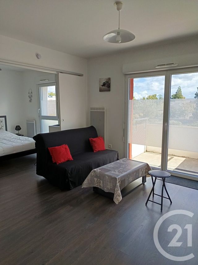 Appartement T2 à vendre - 2 pièces - 35.73 m2 - ST JEAN DE LA RUELLE - 45 - CENTRE - Century 21 Trois Rois