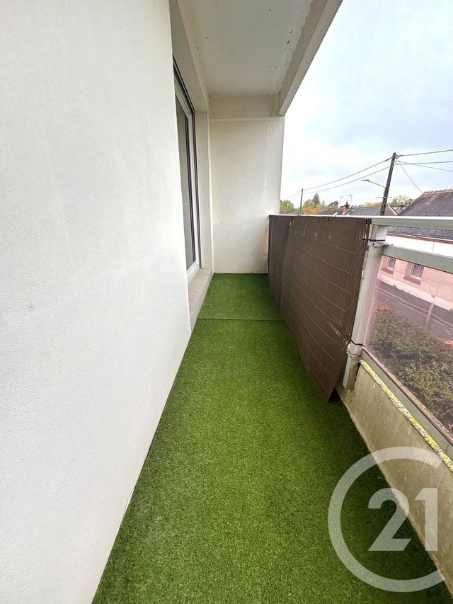 Appartement F2 à louer - 2 pièces - 74.3 m2 - CHATEAUNEUF SUR LOIRE - 45 - CENTRE - Century 21 Trois Rois