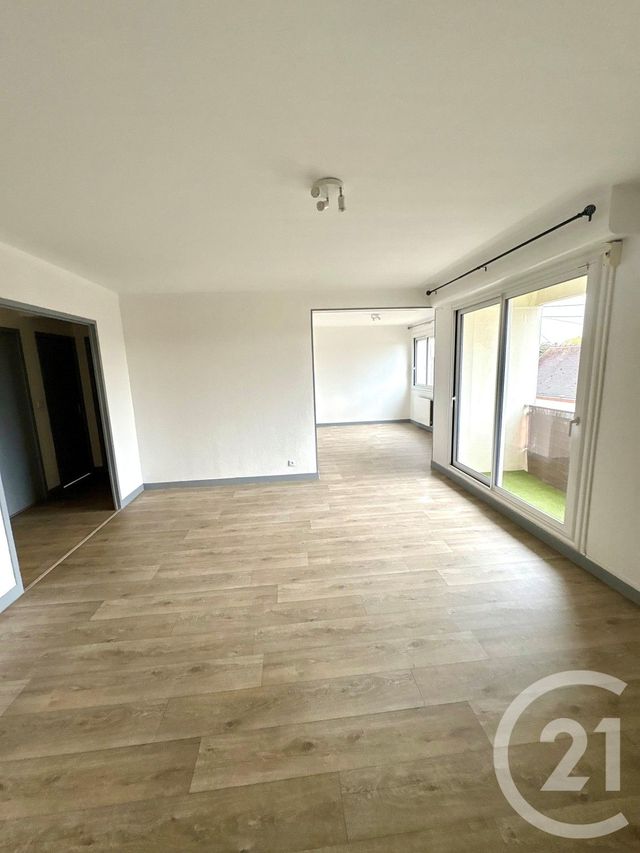 Appartement F2 à louer - 2 pièces - 74.3 m2 - CHATEAUNEUF SUR LOIRE - 45 - CENTRE - Century 21 Trois Rois