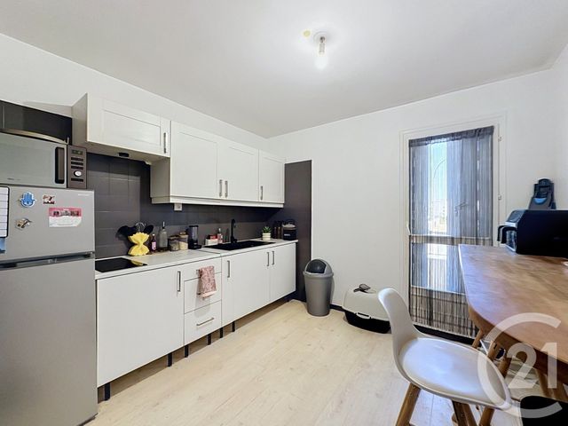 Appartement F3 à vendre - 3 pièces - 70.0 m2 - GIEN - 45 - CENTRE - Century 21 Trois Rois