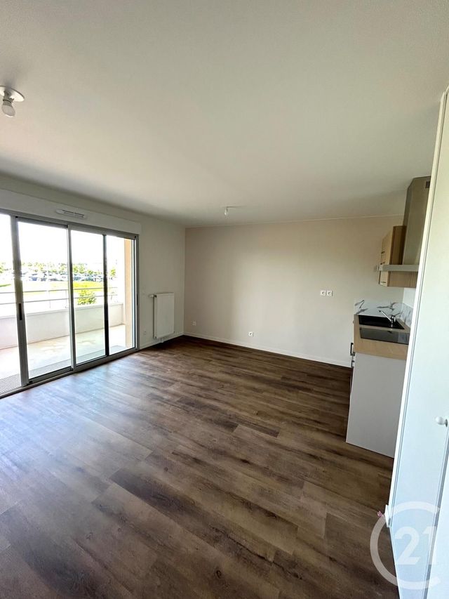Appartement F2 à louer - 2 pièces - 46.5 m2 - SARAN - 45 - CENTRE - Century 21 Trois Rois