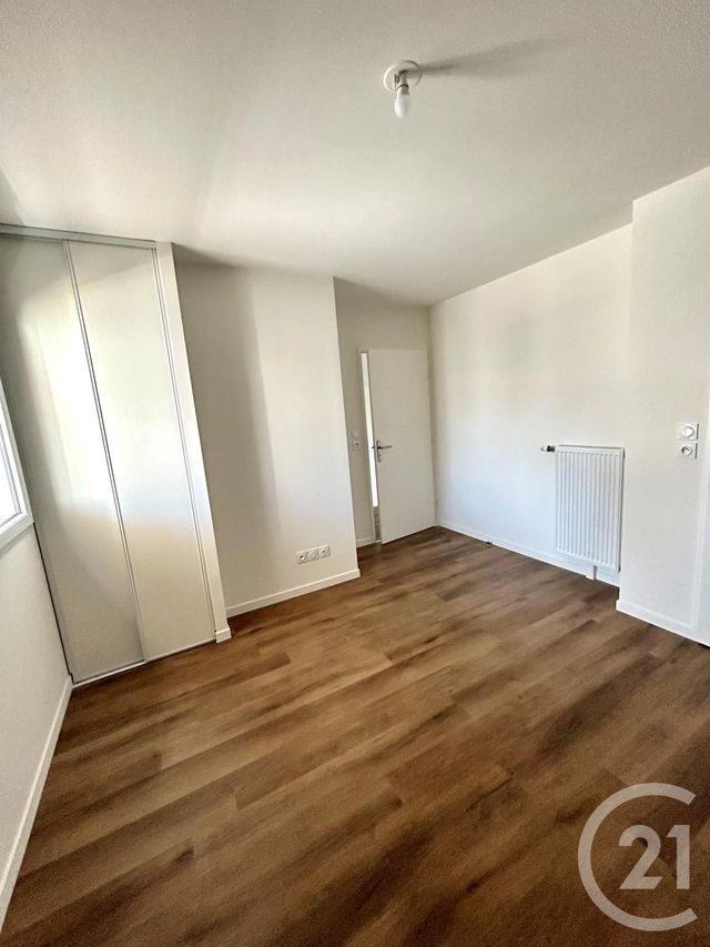 Appartement F2 à louer - 2 pièces - 46.5 m2 - SARAN - 45 - CENTRE - Century 21 Trois Rois