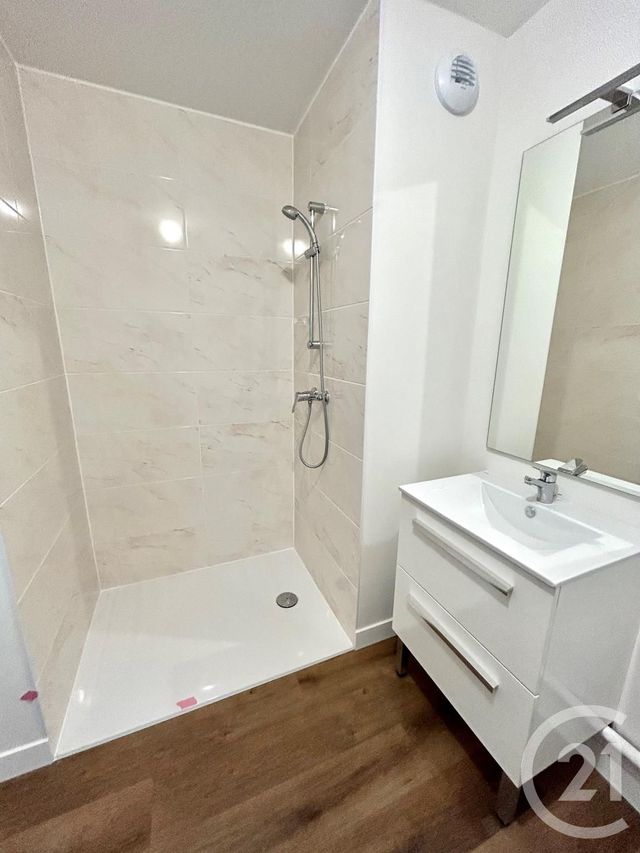 Appartement F2 à louer - 2 pièces - 46.5 m2 - SARAN - 45 - CENTRE - Century 21 Trois Rois