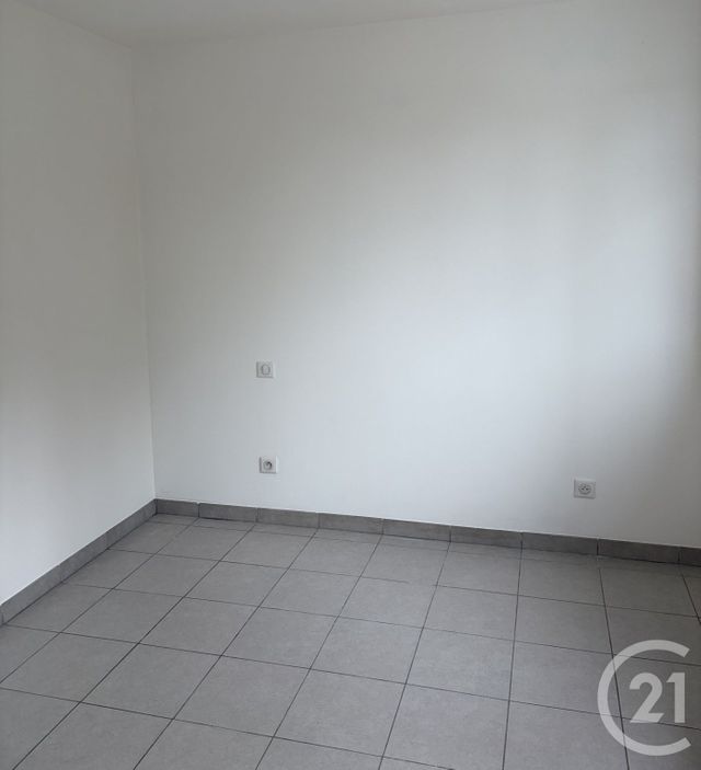 maison à louer - 2 pièces - 36.96 m2 - ST BENOIT SUR LOIRE - 45 - CENTRE - Century 21 Trois Rois