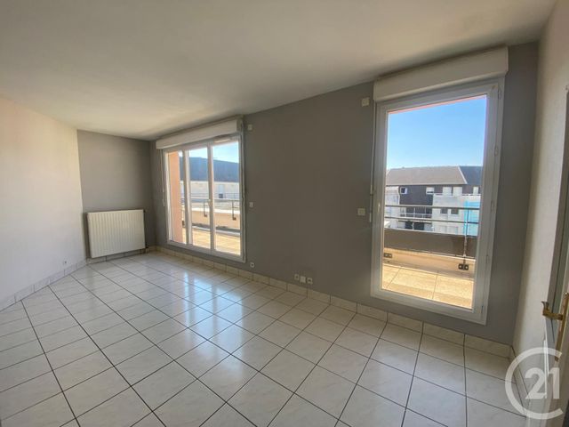 Appartement F2 à louer - 2 pièces - 55.35 m2 - FLEURY LES AUBRAIS - 45 - CENTRE - Century 21 Trois Rois