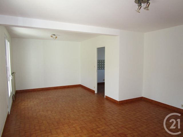 maison à louer - 4 pièces - 103.5 m2 - CHATEAUNEUF SUR LOIRE - 45 - CENTRE - Century 21 Trois Rois