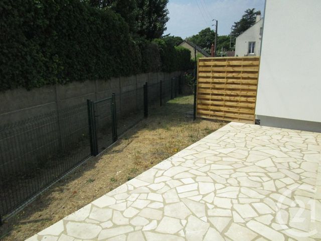 maison à louer - 4 pièces - 103.5 m2 - CHATEAUNEUF SUR LOIRE - 45 - CENTRE - Century 21 Trois Rois