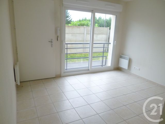 Appartement Studio à louer - 1 pièce - 18.3 m2 - CHATEAUNEUF SUR LOIRE - 45 - CENTRE - Century 21 Trois Rois