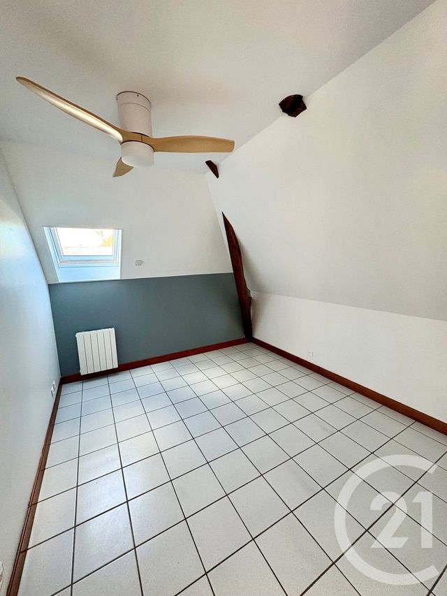 Appartement F2 à louer - 2 pièces - 49.7 m2 - REBRECHIEN - 45 - CENTRE - Century 21 Trois Rois