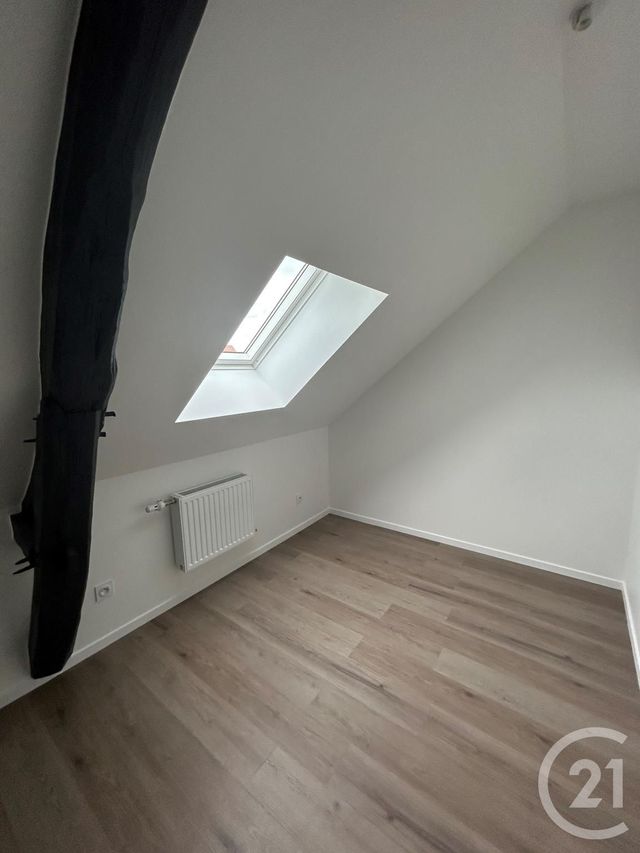 maison à louer - 4 pièces - 82.0 m2 - CHECY - 45 - CENTRE - Century 21 Trois Rois