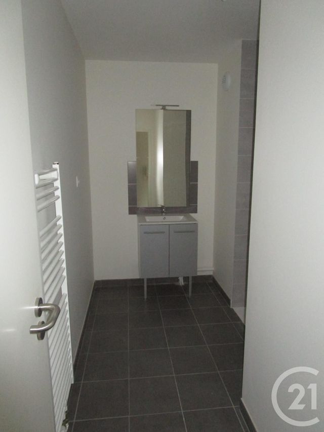 Appartement F2 à louer - 2 pièces - 44.91 m2 - ORLEANS - 45 - CENTRE - Century 21 Trois Rois
