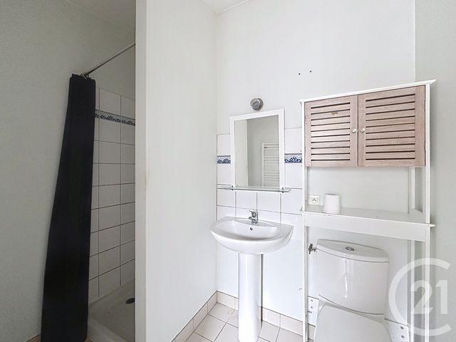 maison à vendre - 2 pièces - 64.0 m2 - ST DENIS DE L HOTEL - 45 - CENTRE - Century 21 Trois Rois