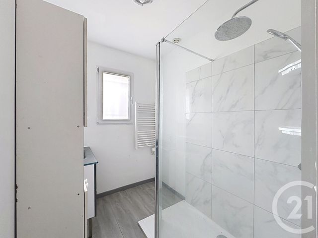maison à vendre - 6 pièces - 131.0 m2 - NEUVY EN SULLIAS - 45 - CENTRE - Century 21 Trois Rois