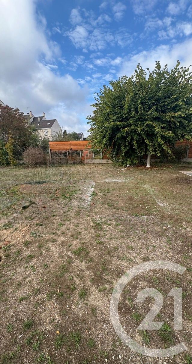 maison à louer - 4 pièces - 74.66 m2 - CHATEAUNEUF SUR LOIRE - 45 - CENTRE - Century 21 Trois Rois