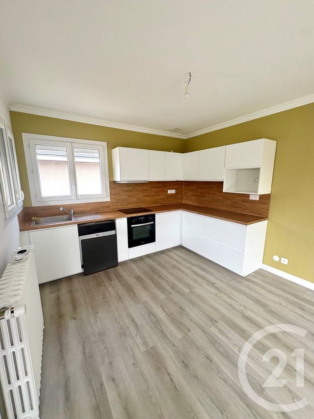 maison à louer - 4 pièces - 74.66 m2 - CHATEAUNEUF SUR LOIRE - 45 - CENTRE - Century 21 Trois Rois