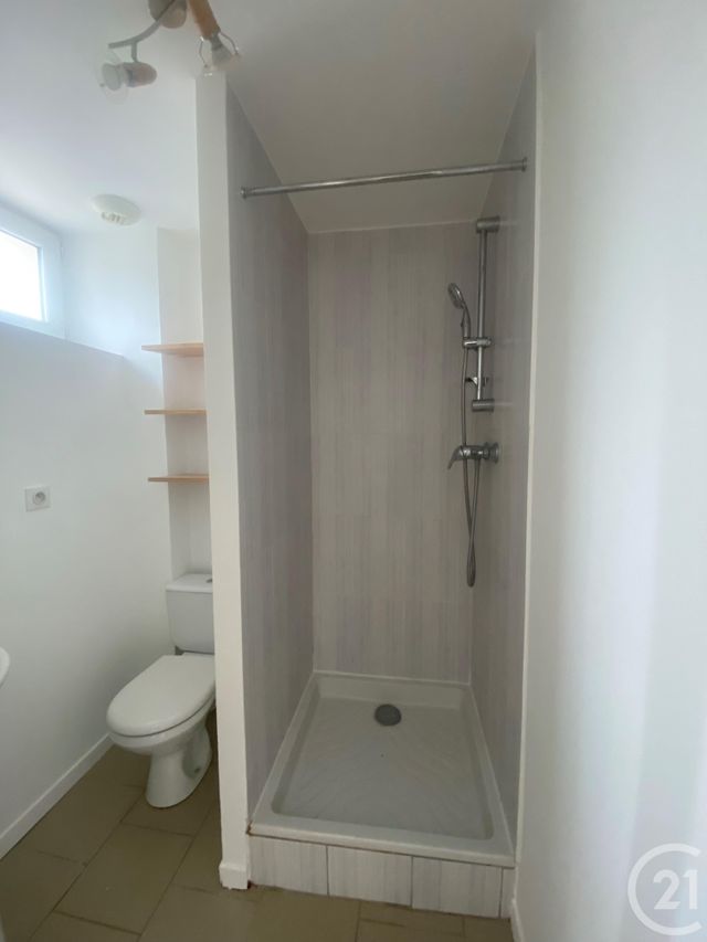 Appartement F2 à louer - 2 pièces - 37.73 m2 - CHATEAUNEUF SUR LOIRE - 45 - CENTRE - Century 21 Trois Rois